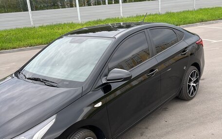 Hyundai Solaris II рестайлинг, 2018 год, 1 180 000 рублей, 6 фотография