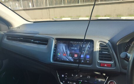 Honda Vezel, 2016 год, 1 350 000 рублей, 2 фотография