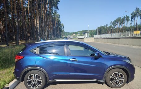 Honda Vezel, 2016 год, 1 350 000 рублей, 5 фотография