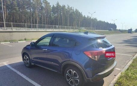 Honda Vezel, 2016 год, 1 350 000 рублей, 10 фотография