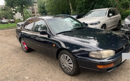 Toyota Camry, 1995 год, 200 000 рублей, 3 фотография