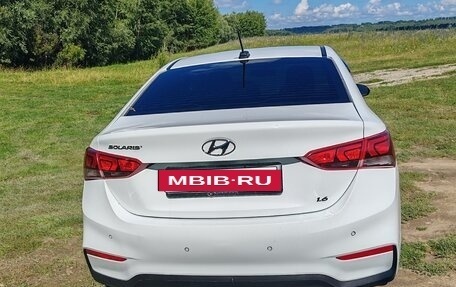 Hyundai Solaris II рестайлинг, 2017 год, 1 380 000 рублей, 2 фотография