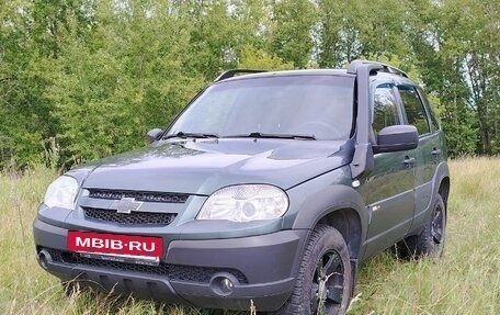 Chevrolet Niva I рестайлинг, 2018 год, 720 000 рублей, 3 фотография