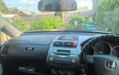 Honda Fit III, 2002 год, 330 000 рублей, 6 фотография