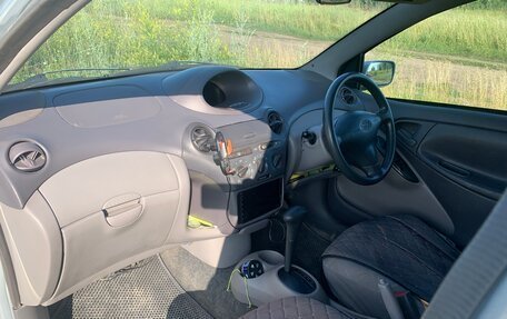 Toyota Platz, 2000 год, 350 000 рублей, 13 фотография