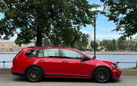 Volkswagen Golf R VII, 2019 год, 2 950 000 рублей, 2 фотография