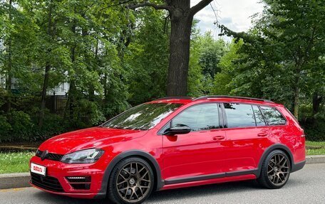 Volkswagen Golf R VII, 2019 год, 2 950 000 рублей, 9 фотография