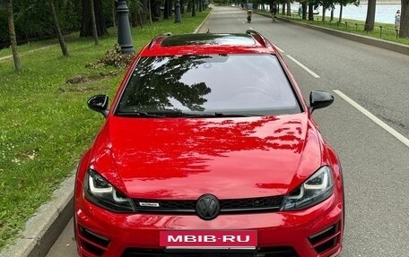 Volkswagen Golf R VII, 2019 год, 2 950 000 рублей, 11 фотография