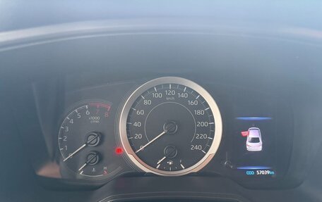 Toyota Corolla, 2020 год, 1 330 000 рублей, 10 фотография