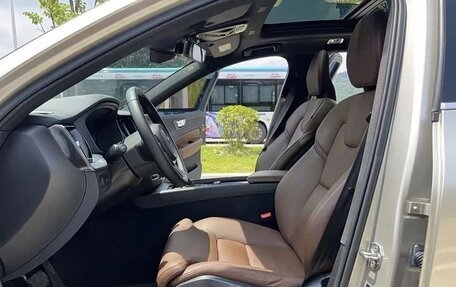 Volvo XC60 II, 2021 год, 2 575 432 рублей, 13 фотография