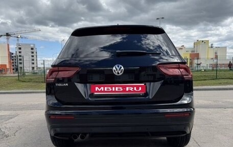 Volkswagen Tiguan II, 2019 год, 2 550 000 рублей, 4 фотография