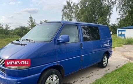 Volkswagen Transporter T4, 2002 год, 550 000 рублей, 3 фотография