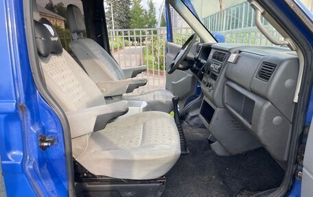 Volkswagen Transporter T4, 2002 год, 550 000 рублей, 7 фотография