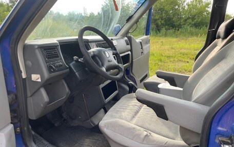 Volkswagen Transporter T4, 2002 год, 550 000 рублей, 8 фотография
