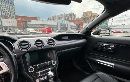 Ford Mustang VI рестайлинг, 2016 год, 2 150 000 рублей, 10 фотография