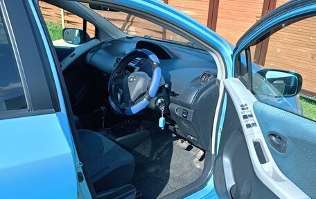 Toyota Vitz, 2005 год, 450 000 рублей, 4 фотография