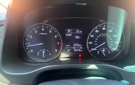 Hyundai Elantra VI рестайлинг, 2017 год, 1 250 000 рублей, 9 фотография