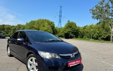 Honda Civic VIII, 2009 год, 900 000 рублей, 4 фотография