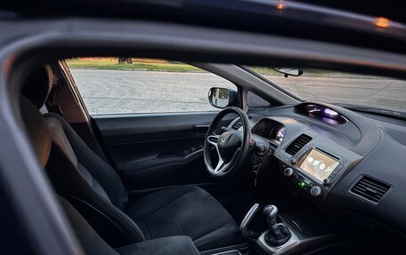Honda Civic VIII, 2009 год, 900 000 рублей, 13 фотография