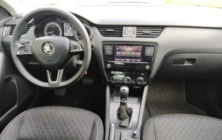 Skoda Octavia, 2017 год, 1 299 000 рублей, 13 фотография