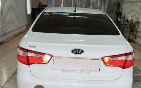 KIA Rio III рестайлинг, 2011 год, 730 000 рублей, 9 фотография