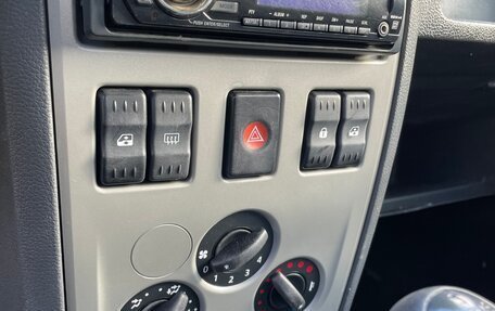 Renault Logan I, 2008 год, 380 000 рублей, 17 фотография