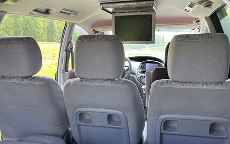 Toyota Previa II, 2000 год, 830 000 рублей, 2 фотография