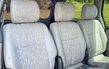 Toyota Previa II, 2000 год, 830 000 рублей, 7 фотография