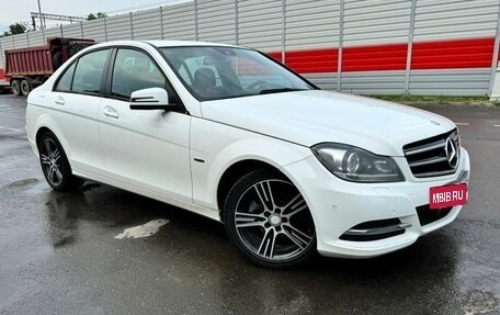 Mercedes-Benz C-Класс, 2013 год, 1 350 000 рублей, 2 фотография