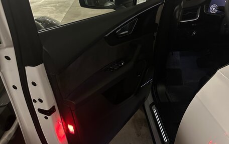 Audi Q7, 2017 год, 4 300 000 рублей, 13 фотография