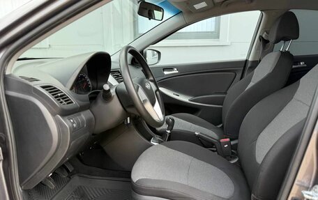 Hyundai Solaris II рестайлинг, 2011 год, 465 000 рублей, 10 фотография