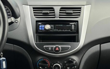 Hyundai Solaris II рестайлинг, 2011 год, 465 000 рублей, 15 фотография