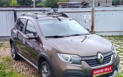 Renault Sandero II рестайлинг, 2018 год, 1 000 000 рублей, 1 фотография