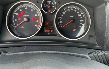 Opel Zafira B, 2013 год, 990 000 рублей, 12 фотография