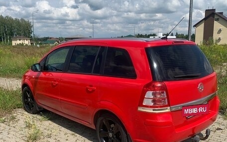 Opel Zafira B, 2013 год, 990 000 рублей, 3 фотография