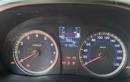 Hyundai Solaris II рестайлинг, 2014 год, 770 000 рублей, 4 фотография