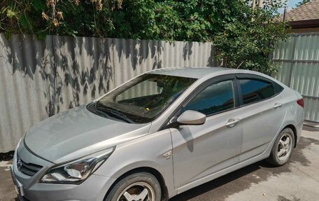 Hyundai Solaris II рестайлинг, 2014 год, 770 000 рублей, 7 фотография