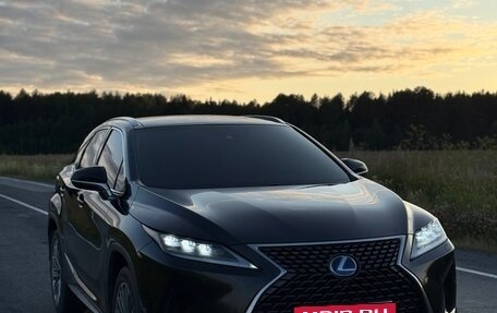 Lexus RX IV рестайлинг, 2021 год, 5 750 000 рублей, 3 фотография