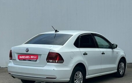 Volkswagen Polo VI (EU Market), 2017 год, 900 000 рублей, 5 фотография