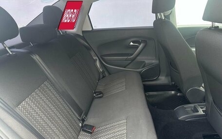 Volkswagen Polo VI (EU Market), 2017 год, 900 000 рублей, 14 фотография
