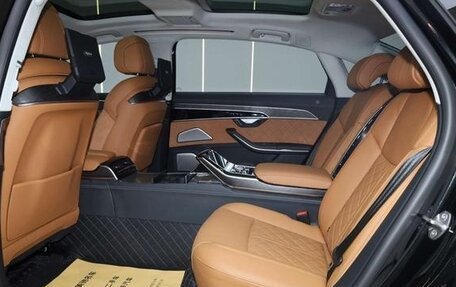 Audi A8, 2022 год, 12 000 000 рублей, 18 фотография