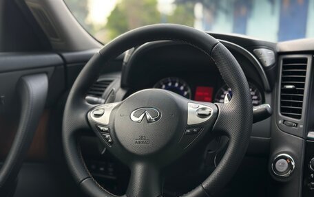 Infiniti FX II, 2011 год, 1 750 000 рублей, 7 фотография