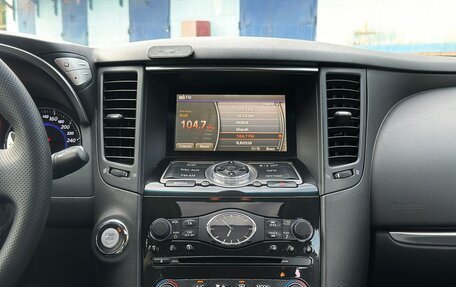Infiniti FX II, 2011 год, 1 750 000 рублей, 8 фотография