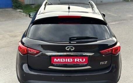 Infiniti FX II, 2011 год, 1 750 000 рублей, 6 фотография