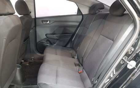 Hyundai Solaris II рестайлинг, 2017 год, 1 130 000 рублей, 12 фотография