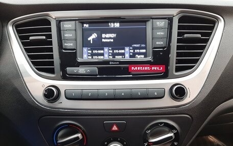 Hyundai Solaris II рестайлинг, 2017 год, 1 130 000 рублей, 17 фотография