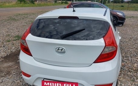 Hyundai Solaris II рестайлинг, 2013 год, 760 000 рублей, 4 фотография
