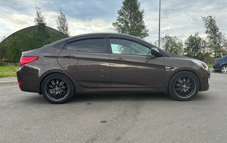 Hyundai Solaris II рестайлинг, 2014 год, 850 000 рублей, 4 фотография