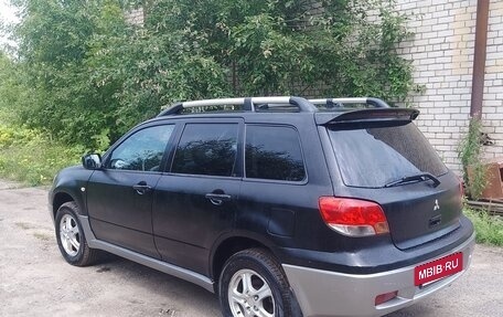 Mitsubishi Outlander III рестайлинг 3, 2003 год, 460 000 рублей, 4 фотография