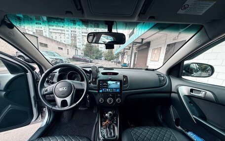 KIA Cerato III, 2011 год, 800 000 рублей, 6 фотография